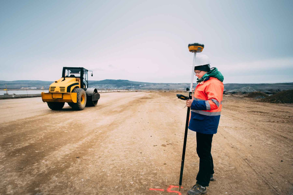 Ingeniería Geomática · Topógrafos Servicios Topográficos y Geomáticos Méntrida